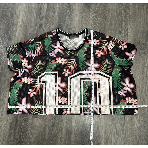 Lucy Diamonds 6X Swimsuit Cover Up Shirt In Tropical Florals - Picture 3 of 5